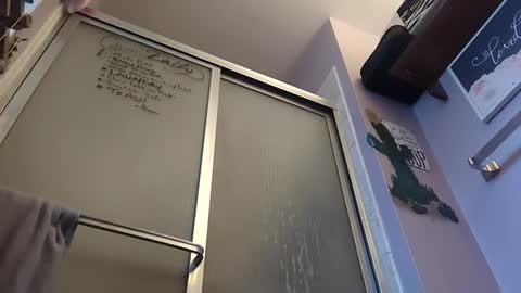 Geeznutsizonyrchyn online show from March 4, 2025, 11:43 pm