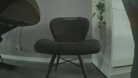 Snapshot of geilepik_50 chatting on May 17, 2026, 8:23 am geilepik_50 online show from May 17, 2026, 8:23 am