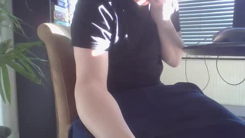 Snapshot of geiljongetje1991 chatting on March 3, 2026, 9:26 am geiljongetje1991 online show from March 3, 2026, 9:26 am