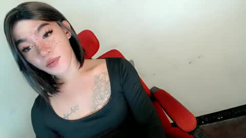 Snapshot of gelluxxx chatting on June 16, 2026, 10:07 am gelo online show from June 16, 2026, 10:07 am