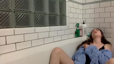 gemini princess online show from December 21, 2025, 9:05 am