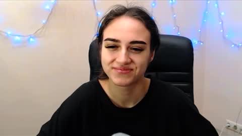 Snapshot of gemma_arterton chatting on January 18, 2025, 6:34 am Gemma online show from January 18, 2025, 6:34 am