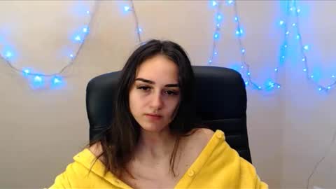 Snapshot of gemma_arterton chatting on January 23, 2025, 9:08 am Gemma online show from January 23, 2025, 9:08 am