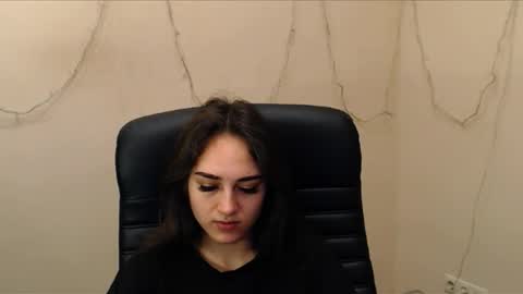 Snapshot of gemma_arterton chatting on February 14, 2025, 6:45 am Gemma online show from February 14, 2025, 6:45 am