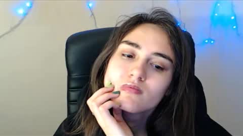 Snapshot of gemma_arterton chatting on March 6, 2025, 3:45 pm Gemma online show from March 6, 2025, 3:45 pm