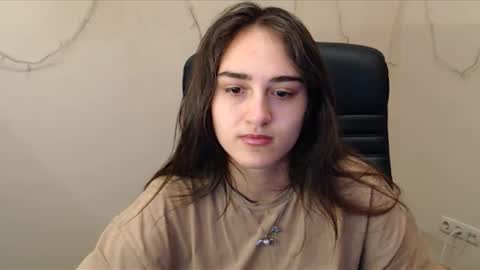 Snapshot of gemma_arterton chatting on March 7, 2025, 6:13 am Gemma online show from March 7, 2025, 6:13 am