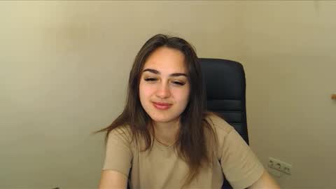 Snapshot of gemma_arterton chatting on September 11, 2025, 6:24 am Gemma online show from September 11, 2025, 6:24 am