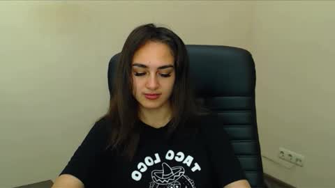 Snapshot of gemma_arterton chatting on September 17, 2025, 5:53 am Gemma online show from September 17, 2025, 5:53 am