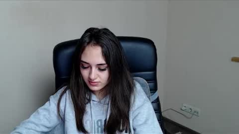 Snapshot of gemma_arterton chatting on November 21, 2025, 7:51 am Gemma online show from November 21, 2025, 7:51 am