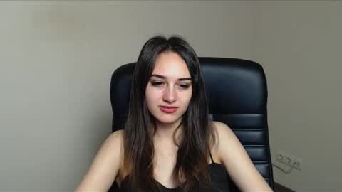 Snapshot of gemma_arterton chatting on December 1, 2025, 7:35 am Gemma online show from December 1, 2025, 7:35 am