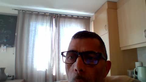 Snapshot of gen3841 chatting on April 22, 2026, 7:11 am Gen online show from April 22, 2026, 7:11 am
