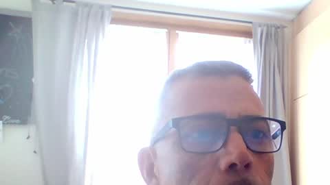 Snapshot of gen3841 chatting on May 19, 2026, 9:15 am Gen online show from May 19, 2026, 9:15 am