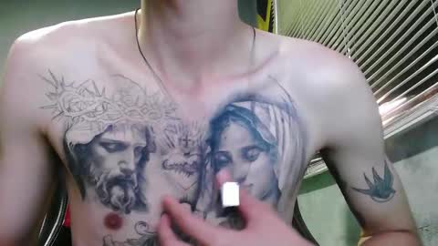 Snapshot of gendo_05 chatting on November 1, 2025, 12:40 pm GENDO online show from November 1, 2025, 12:40 pm