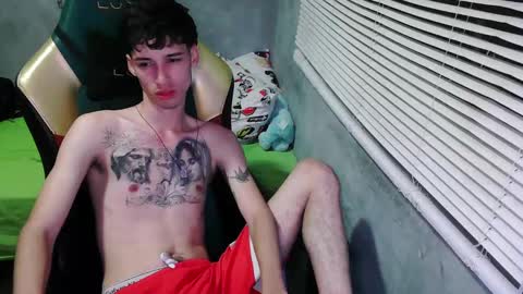 Snapshot of gendo_05 chatting on November 18, 2025, 11:15 pm GENDO online show from November 18, 2025, 11:15 pm