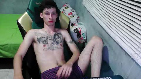 Snapshot of gendo_05 chatting on November 26, 2025, 11:06 pm GENDO online show from November 26, 2025, 11:06 pm