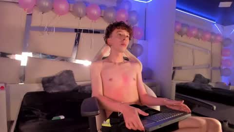 Genesis online show from November 8, 2025, 4:23 am