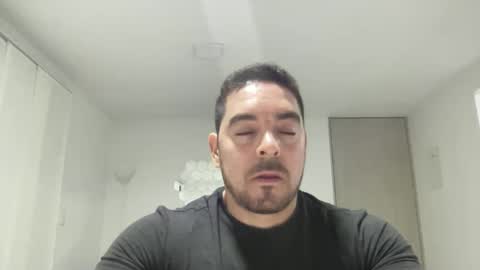 genesis_wb online show from September 24, 2025, 2:26 am