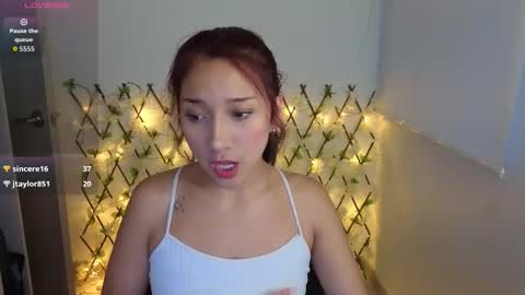 Snapshot of genet_ chatting on December 14, 2025, 10:47 pm genet_ online show from December 14, 2025, 10:47 pm