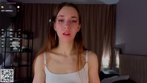 Snapshot of geniafrend chatting on November 26, 2025, 4:13 am Amely online show from November 26, 2025, 4:13 am