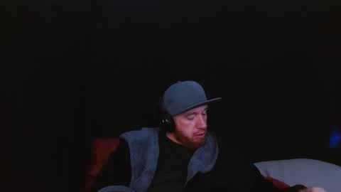 genitalwars online show from February 23, 2026, 6:22 am