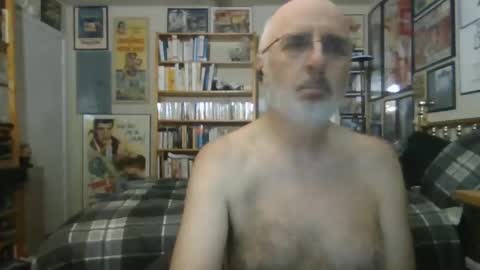 Steve online show from October 22, 2025, 8:36 am