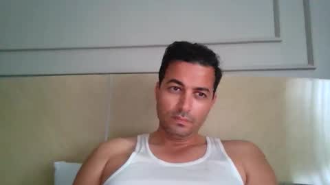 Snapshot of genteldevil chatting on October 30, 2025, 7:54 am genteldevil online show from October 30, 2025, 7:54 am