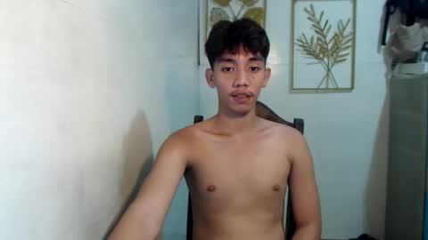 Rayl online show from November 7, 2025, 8:58 am