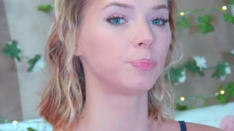 Snapshot of gentlerossi chatting on March 28, 2026, 3:11 pm GentleRossi online show from March 28, 2026, 3:11 pm