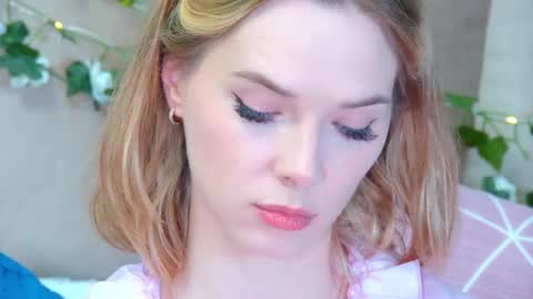 Snapshot of gentlerossi chatting on May 12, 2026, 8:28 pm GentleRossi online show from May 12, 2026, 8:28 pm
