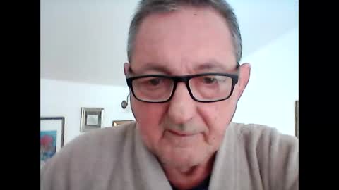 georg1412 online show from April 15, 2026, 9:27 am