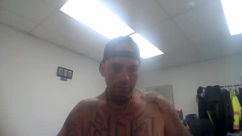 georgeschneider5858 online show from October 3, 2025, 3:42 pm