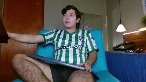 Snapshot of georgesmith_1 chatting on June 16, 2026, 5:32 am GEORGE online show from June 16, 2026, 5:32 am