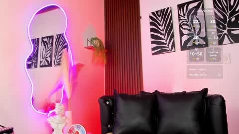 Snapshot of georgina_caruso chatting on January 29, 2025, 8:46 pm Georgina Caruso online show from January 29, 2025, 8:46 pm