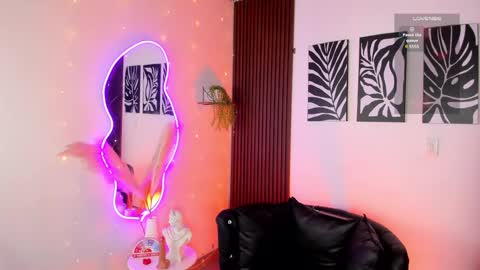 Snapshot of georgina_caruso chatting on February 12, 2025, 8:50 pm Georgina Caruso online show from February 12, 2025, 8:50 pm