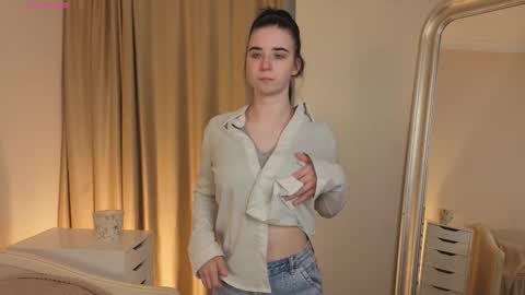 Snapshot of georginatrue chatting on October 17, 2025, 3:10 am My name is Kelly online show from October 17, 2025, 3:10 am