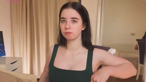 Snapshot of georginatrue chatting on November 5, 2025, 3:17 am My name is Kelly online show from November 5, 2025, 3:17 am