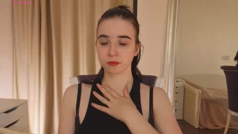 Snapshot of georginatrue chatting on November 9, 2025, 3:05 am My name is Kelly online show from November 9, 2025, 3:05 am