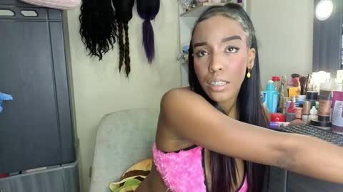 georgiss_ online show from March 13, 2026, 1:01 am