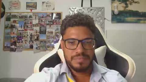 Snapshot of geovannygarrido91 chatting on October 23, 2025, 12:10 am geovannygarrido91 online show from October 23, 2025, 12:10 am