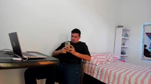 Snapshot of ger_sanm chatting on May 22, 2026, 7:08 pm Sanm online show from May 22, 2026, 7:08 pm