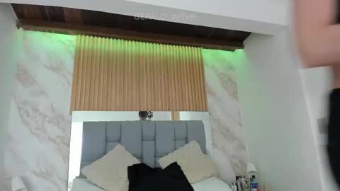 Snapshot of gerald_withe chatting on March 10, 2026, 11:37 am Gerald Withe online show from March 10, 2026, 11:37 am