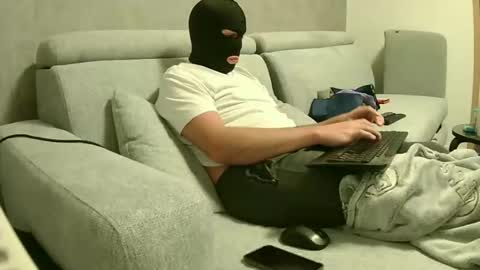 germanboy2601 online show from September 17, 2025, 6:20 pm