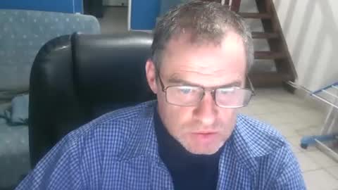 Snapshot of geronemo62 chatting on November 15, 2025, 6:37 pm geronemo62 online show from November 15, 2025, 6:37 pm