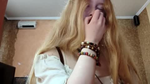 Snapshot of gertrudisturbe chatting on May 8, 2026, 10:37 pm Kate online show from May 8, 2026, 10:37 pm