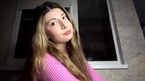 Snapshot of gertudewinfough chatting on December 5, 2025, 4:14 pm Diana online show from December 5, 2025, 4:14 pm