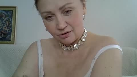 Snapshot of gessy_angel chatting on March 27, 2026, 8:26 am gessy_angel online show from March 27, 2026, 8:26 am
