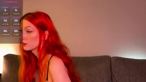 Snapshot of gethigh_ chatting on November 17, 2025, 4:51 am Liz and Mark online show from November 17, 2025, 4:51 am