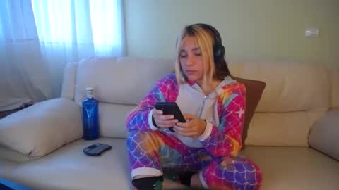 Snapshot of ggemas chatting on December 22, 2024, 3:22 pm ggemas online show from December 22, 2024, 3:22 pm