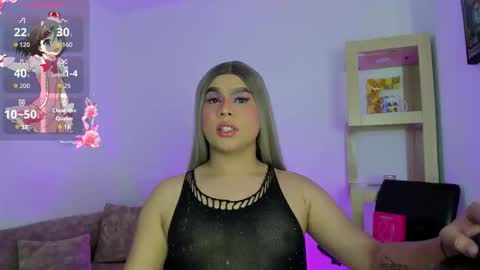 Snapshot of ghadats chatting on September 19, 2025, 4:47 am L A U R A online show from September 19, 2025, 4:47 am