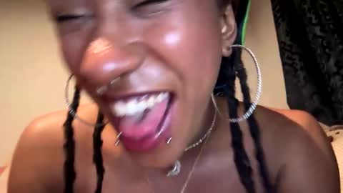 ghastgirlt_t online show from October 27, 2025, 3:54 am